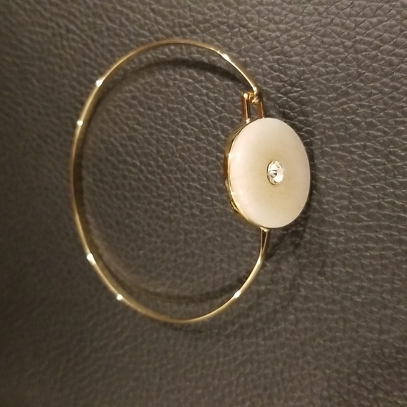 Jewelry - Picture 1 of 5